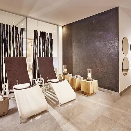 Der Gruene Baum Mountain Boutique 4* הרוואלד