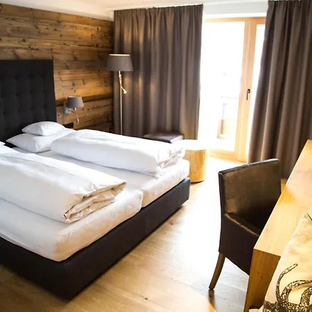 Der Gruene Baum Mountain Boutique 4*