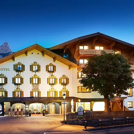 Der Gruene Baum Mountain Boutique 4* ايروالد