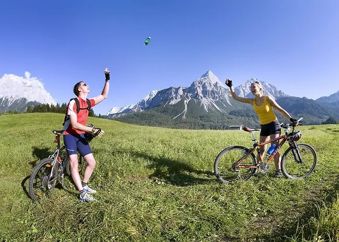 Der Gruene Baum Mountain Boutique Hotell