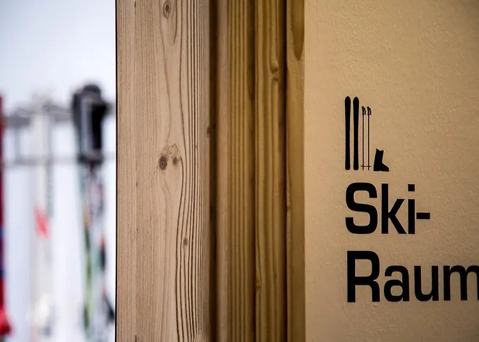 Hotel Der Gruene Baum Mountain Boutique