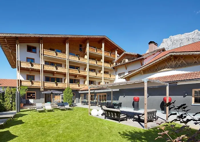 Der Gruene Baum Mountain Boutique Hotel