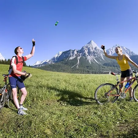 Der Gruene Baum Mountain Boutique Hotel