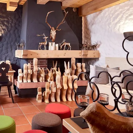 Der Gruene Baum Mountain Boutique