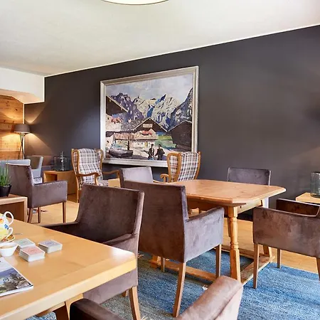 Hotel Der Gruene Baum Mountain Boutique 4*