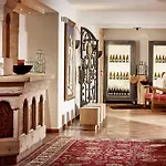 Der Gruene Baum Mountain Boutique 酒店 4*