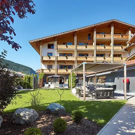 Der Gruene Baum Mountain Boutique 4*